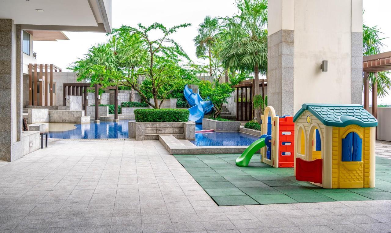 Jasmine Grande Residence Бангкок Экстерьер фото Playground