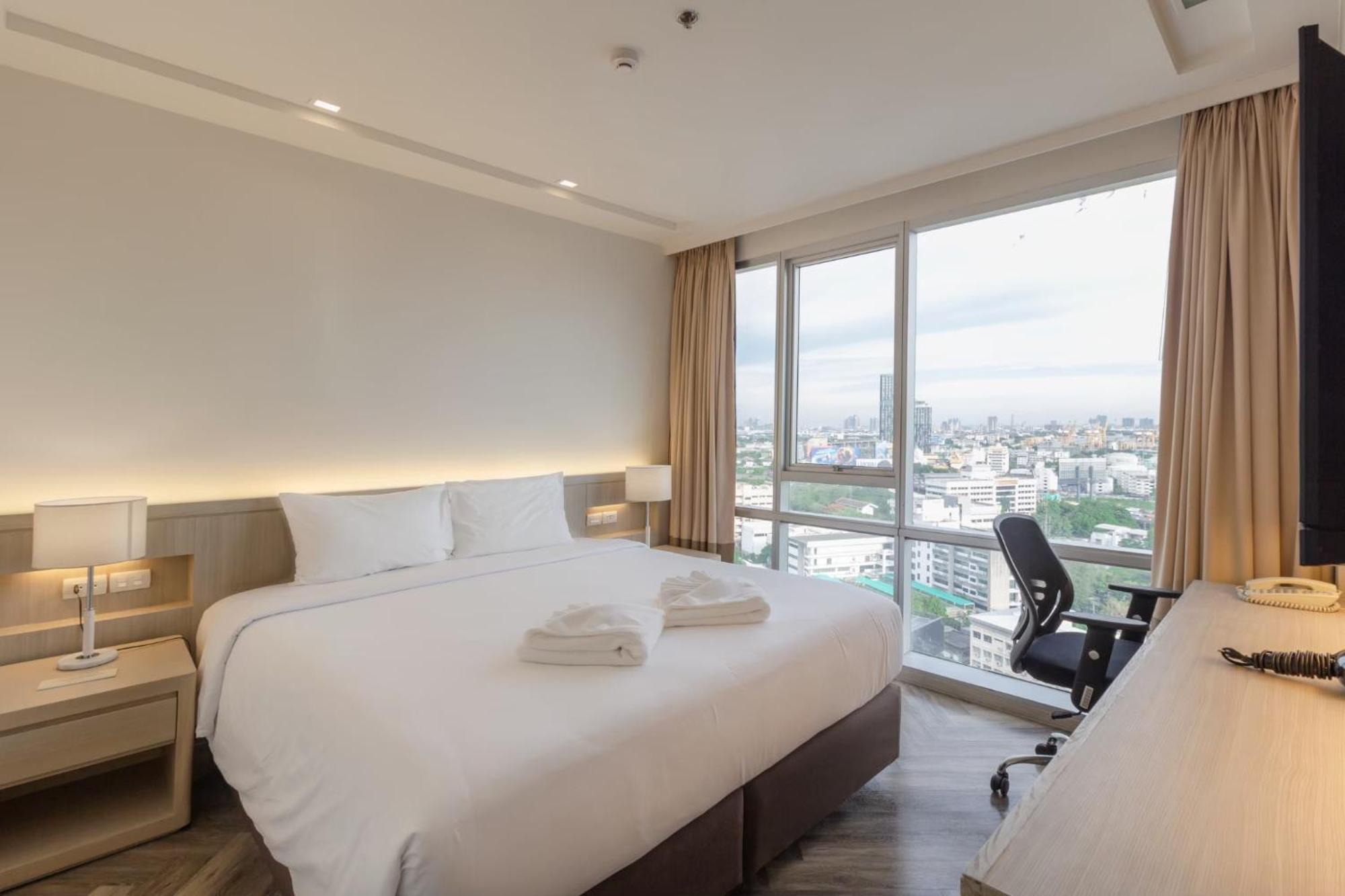 Jasmine Grande Residence Бангкок Экстерьер фото